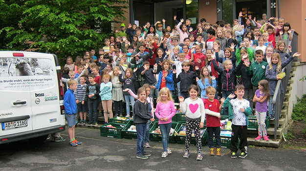 Grünewald Grundschule spendet Lebensmittel