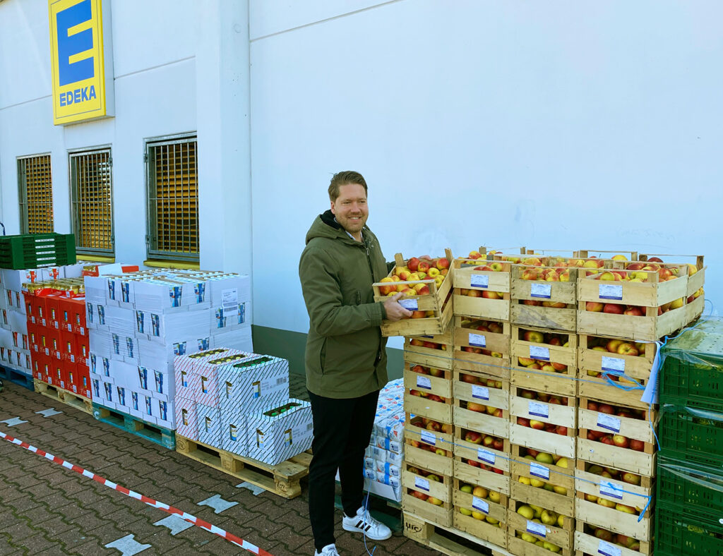 Großzügige Spende von EDEKA-Stenger