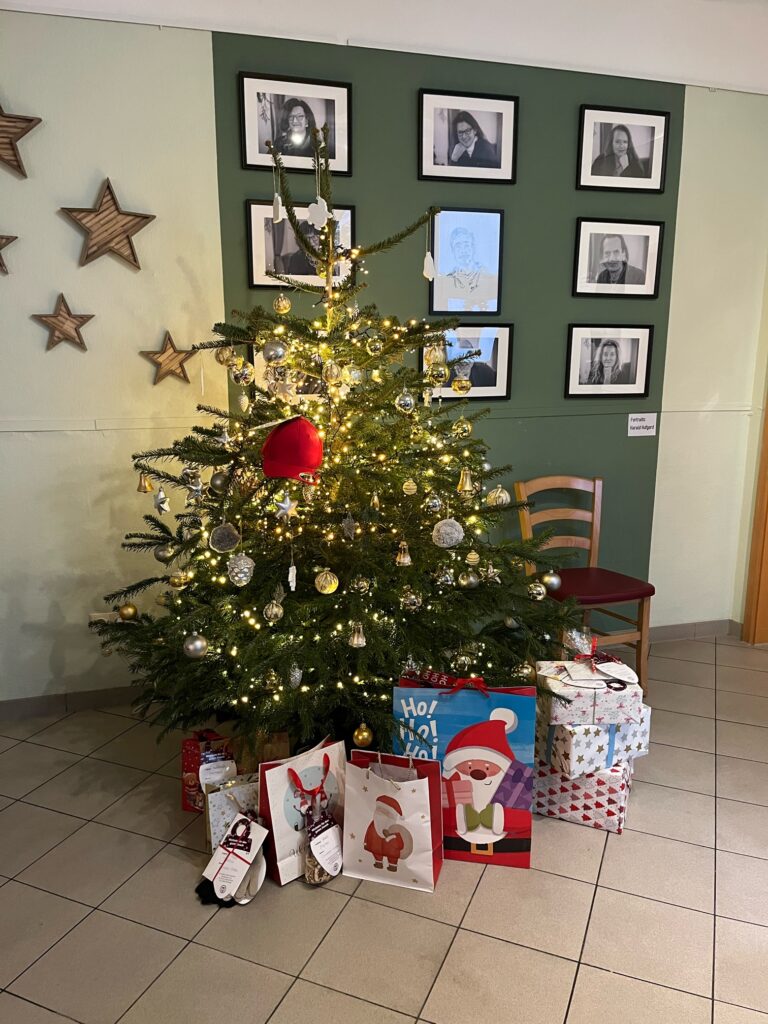 Geschenkaktion – Be a Santa for a Senior